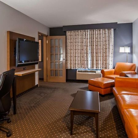 Best Western Plus Woodstock Hotel Conference Centre المظهر الخارجي الصورة