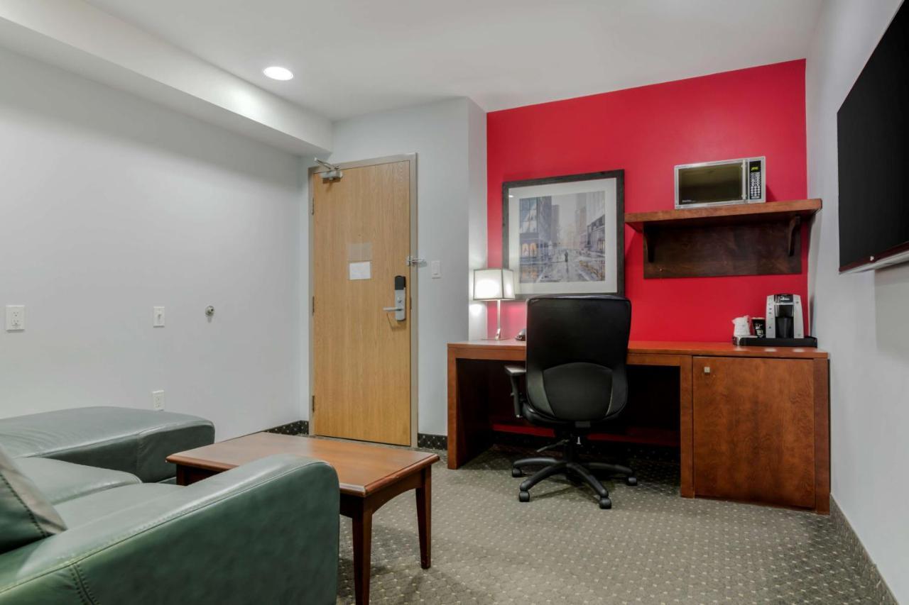 Best Western Plus Woodstock Hotel Conference Centre المظهر الخارجي الصورة