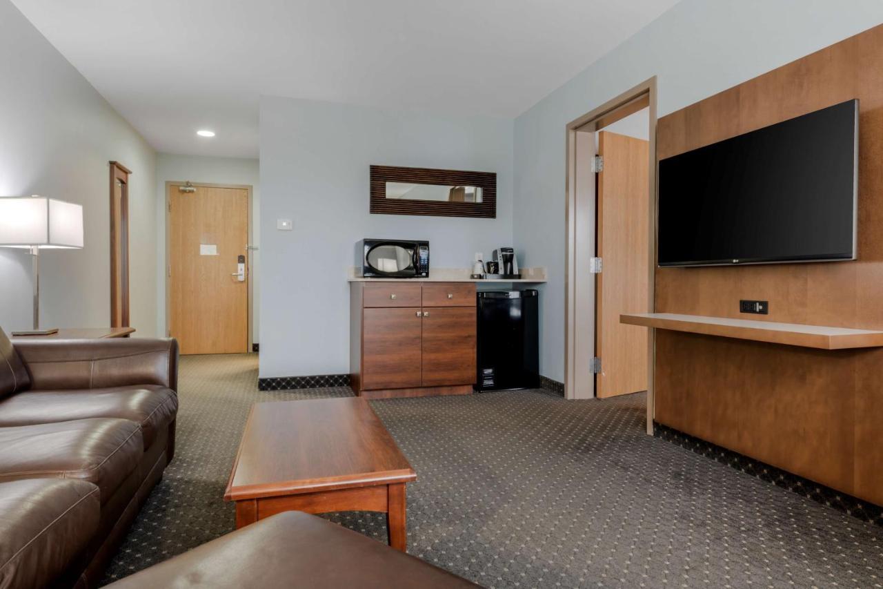 Best Western Plus Woodstock Hotel Conference Centre المظهر الخارجي الصورة
