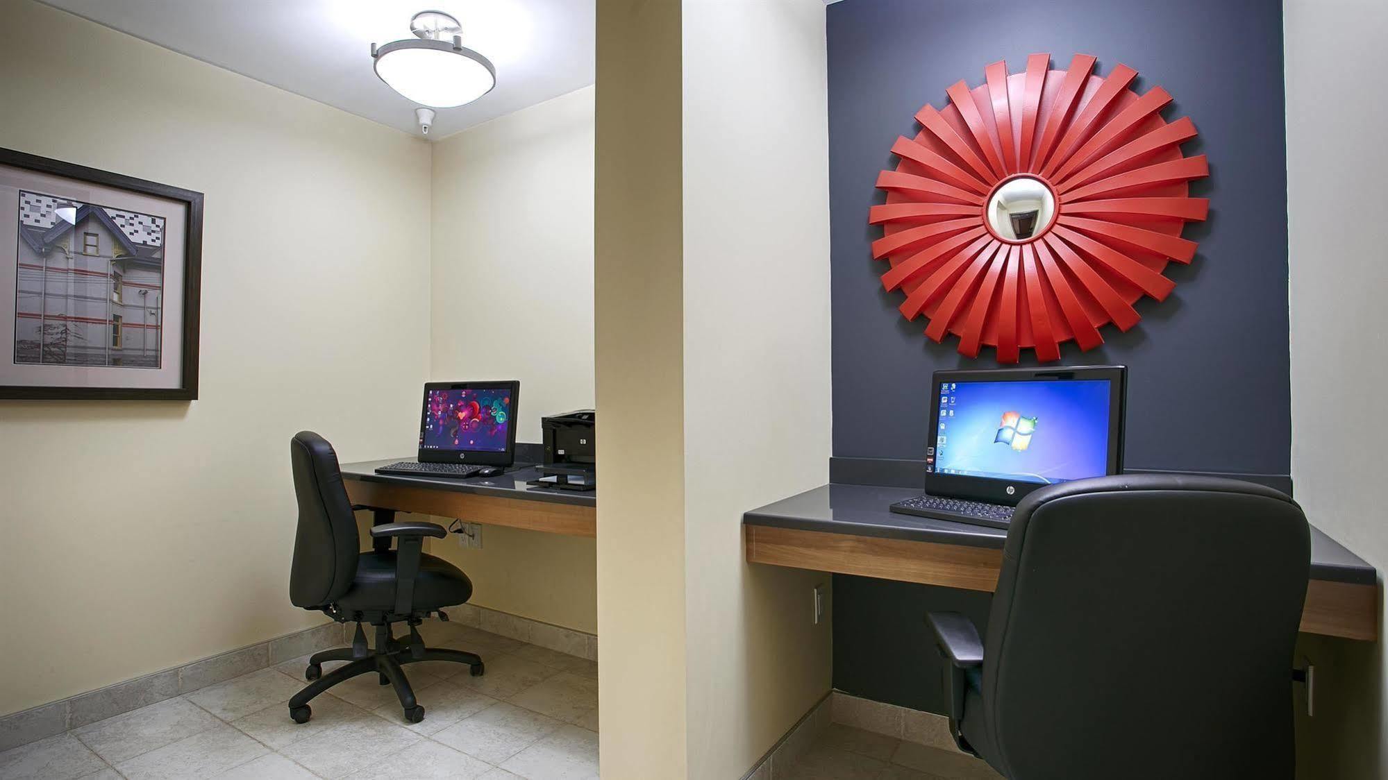 Best Western Plus Woodstock Hotel Conference Centre المظهر الخارجي الصورة